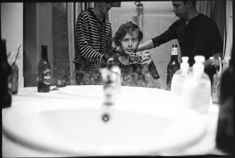 Photo by Simon Meisinger