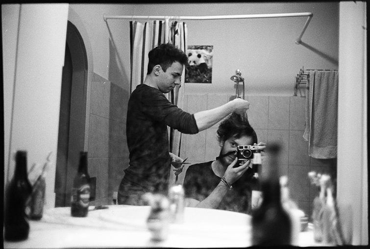 Photo by Simon Meisinger