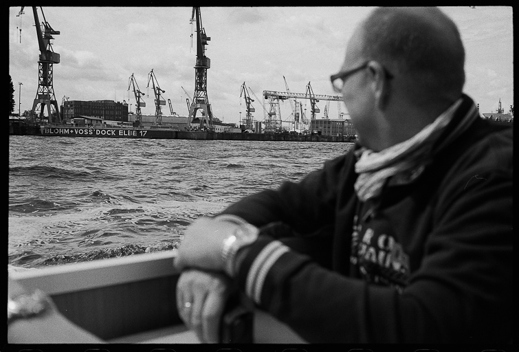 black and white photo by simon meisinger