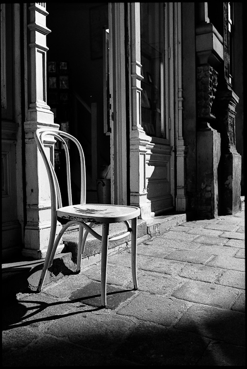 Photo by Simon Meisinger