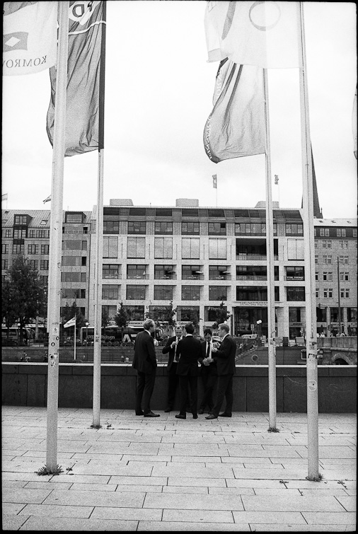 Photo by Simon Meisinger