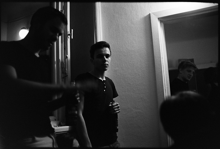 Photo by Simon Meisinger